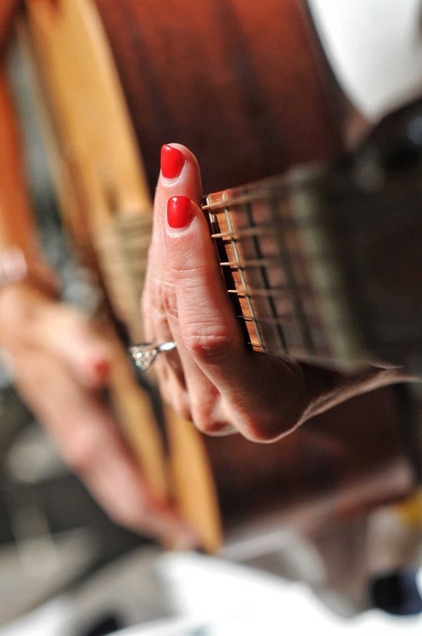 Comment la découverte de nouvelles musiques peut-elle influencer la joie de vivre ?